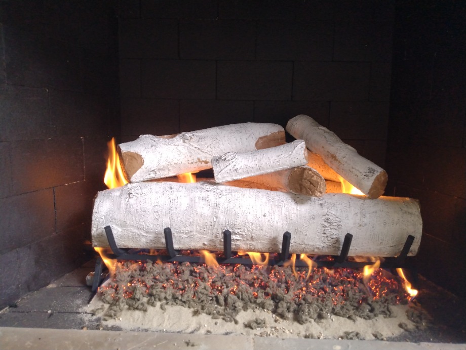 Gas Logs  Escatawpa, Mississippi  Fireplace Sales 