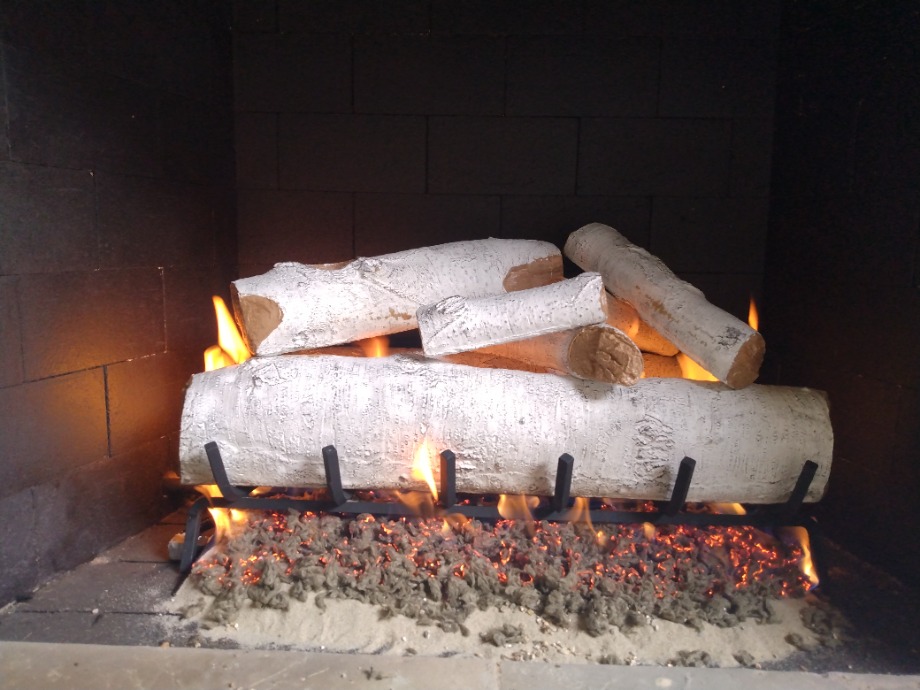 Gas Logs  Magnolia, Mississippi  Fireplace Sales 