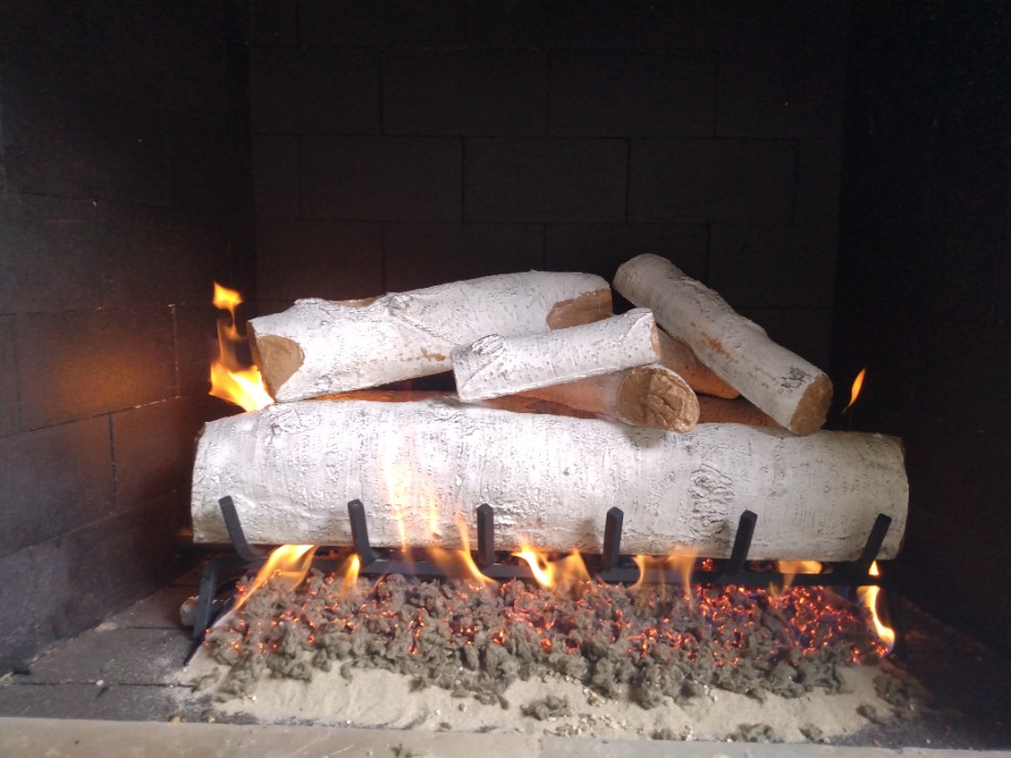 Gas Logs  State Line, Mississippi  Fireplace Sales 