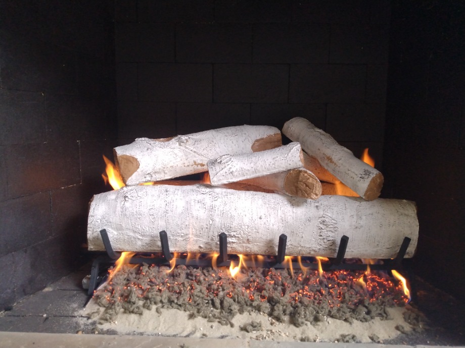Gas Logs  Pearl River County, Mississippi  Fireplace Sales 