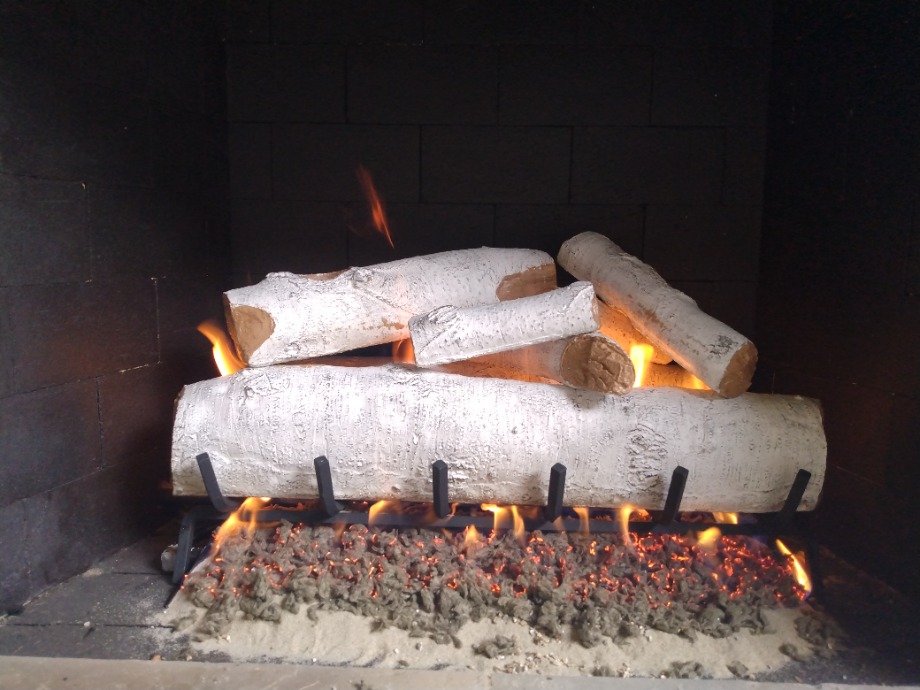 Gas Logs  Moreauville, Louisiana  Fireplace Sales 