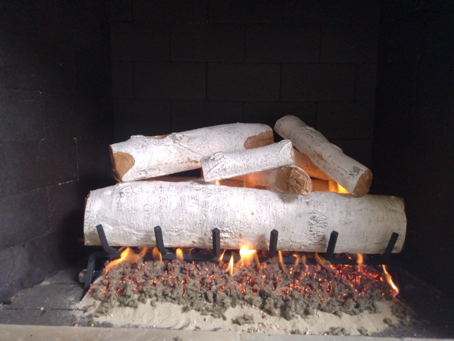 Gas Logs  New Iberia, Louisiana  Fireplace Sales 