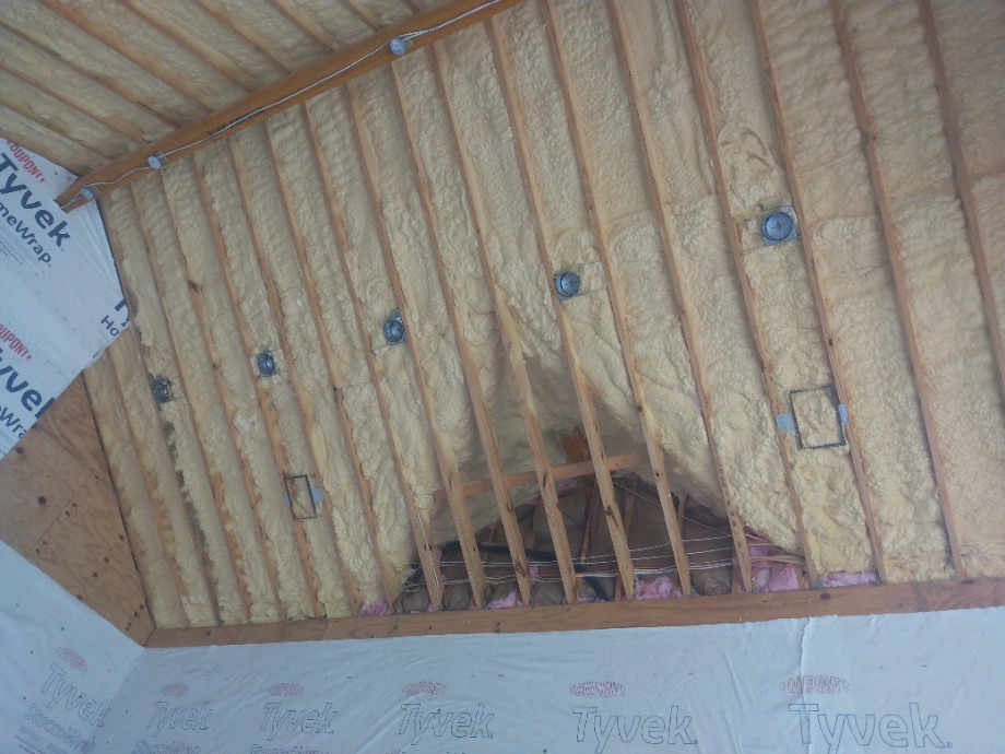 Insulation batts and spray foam  New Augusta, Mississippi  Fireplace Sales 